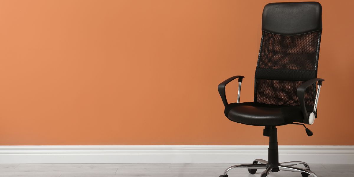 chaise à hauteur d’assise réglable